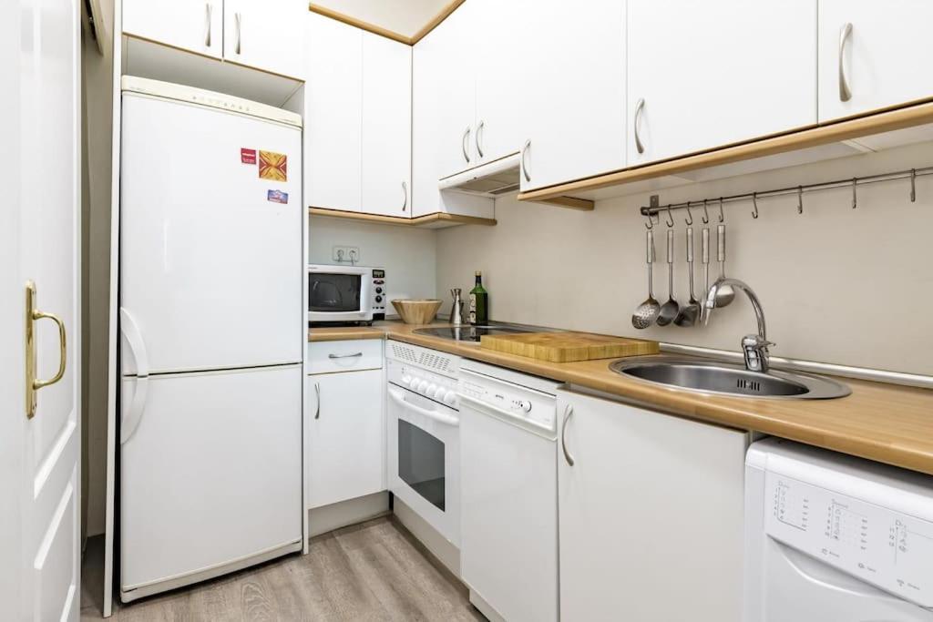 Apartamento Proximo A Gran Via Madrid Apartment ภายนอก รูปภาพ