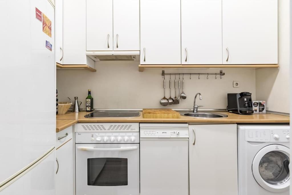 Apartamento Proximo A Gran Via Madrid Apartment ภายนอก รูปภาพ